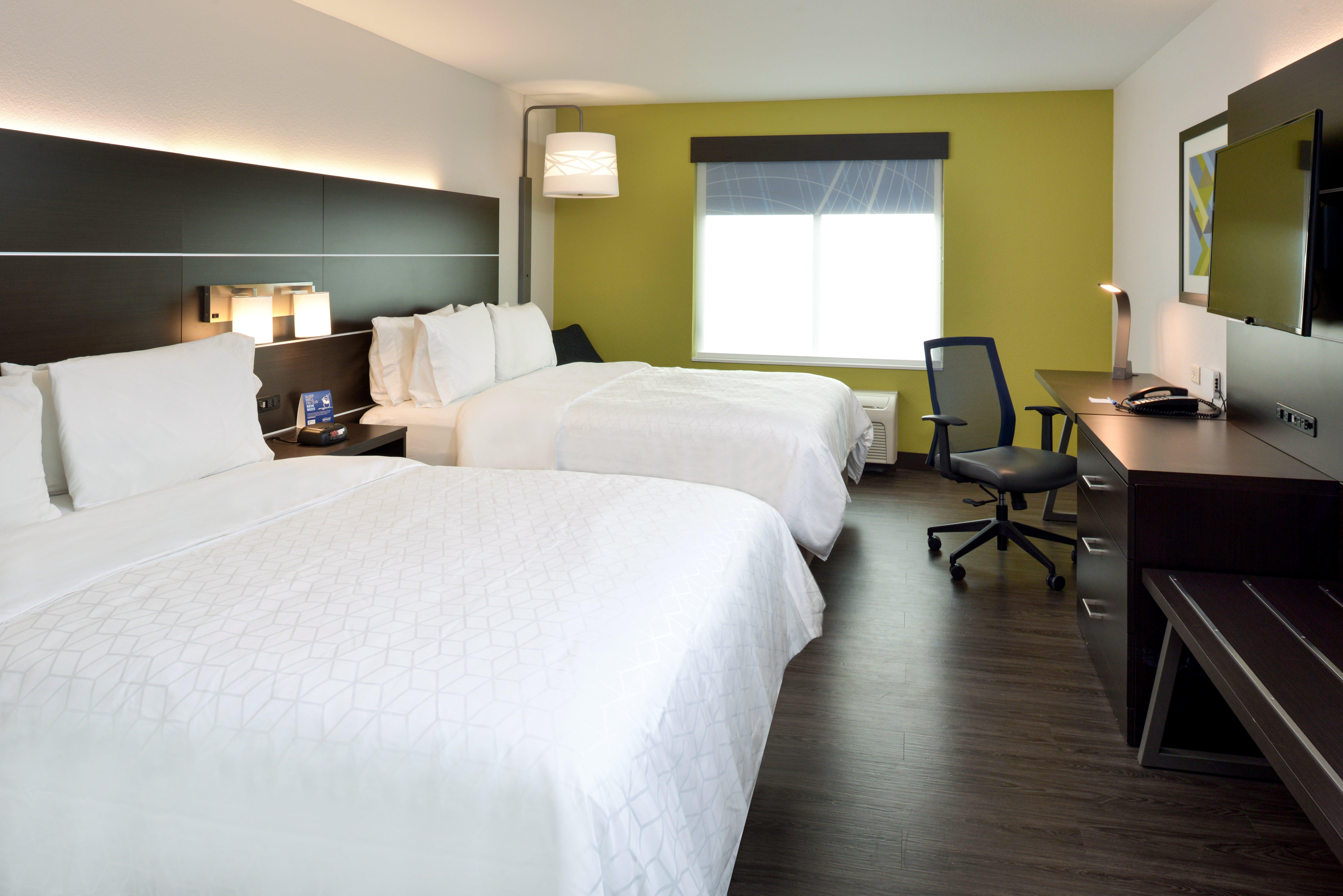 Holiday Inn Express & Suites Pueblo By Ihg Exterior foto
